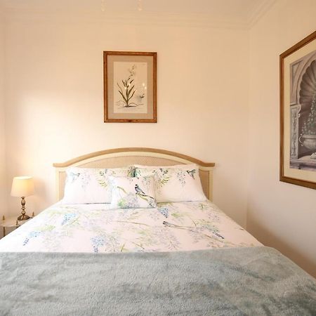 Bridgecroft Villa - French Provincial In Richmond With Spa Экстерьер фото